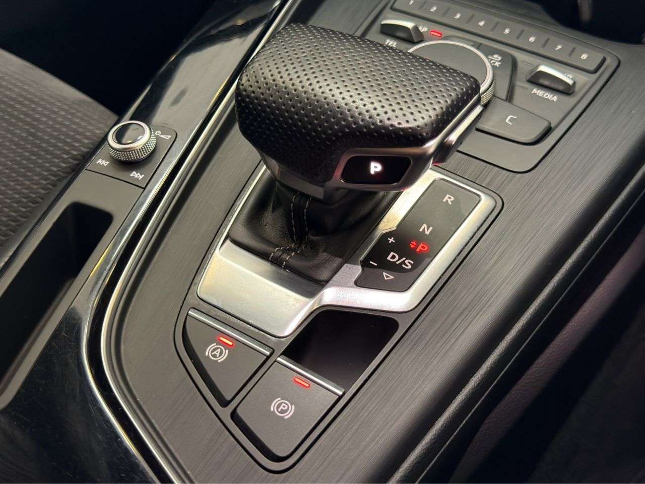 2019 AUDI A4 AVANT 2019 AUDI A4 AVANT