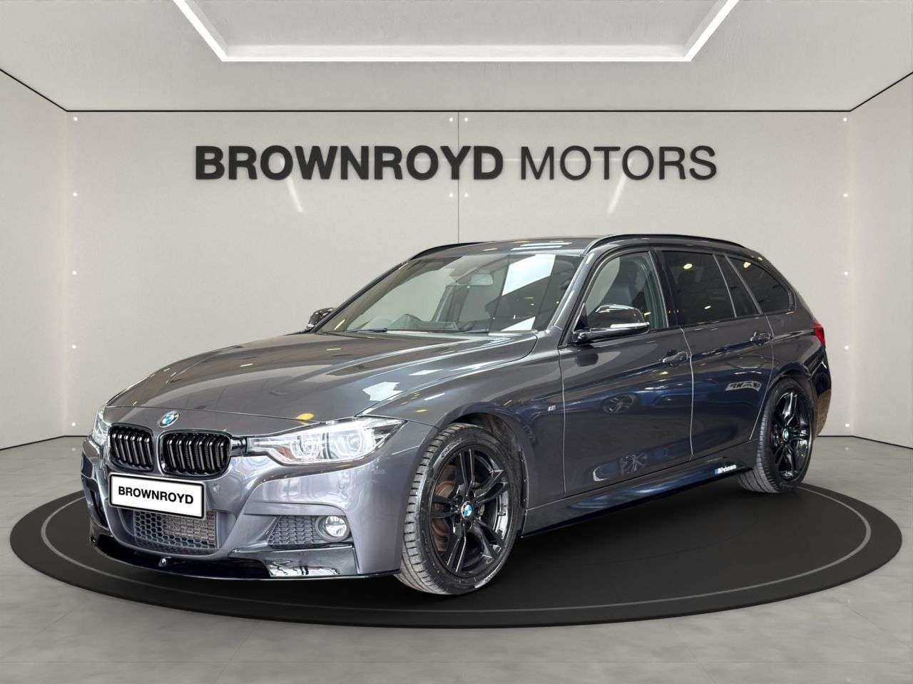 A 2017 BMW 3 SERIES 3.0 330d M Sport Touring 5dr Diesel Auto Euro 6 (s/s) (258 ps) A 2017 BMW 3 SERIES 3.0 330d M Sport Touring 5dr Diesel Auto Euro 6 (s/s) (258 ps)