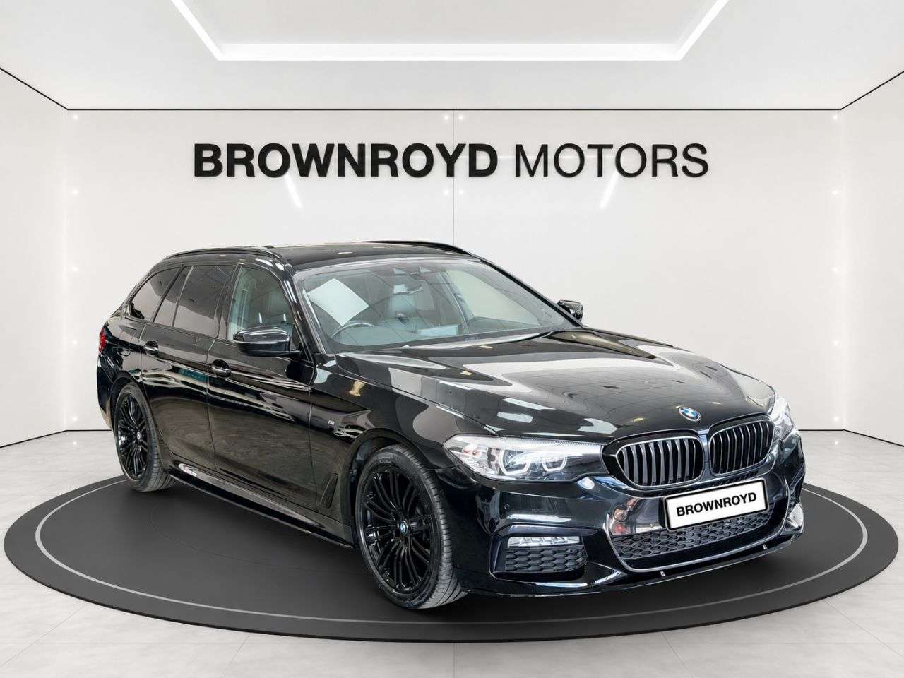 A 2018 BMW 5 SERIES 2.0 520d M Sport Touring 5dr Diesel Auto xDrive Euro 6 (s/s) (190 ps) A 2018 BMW 5 SERIES 2.0 520d M Sport Touring 5dr Diesel Auto xDrive Euro 6 (s/s) (190 ps)