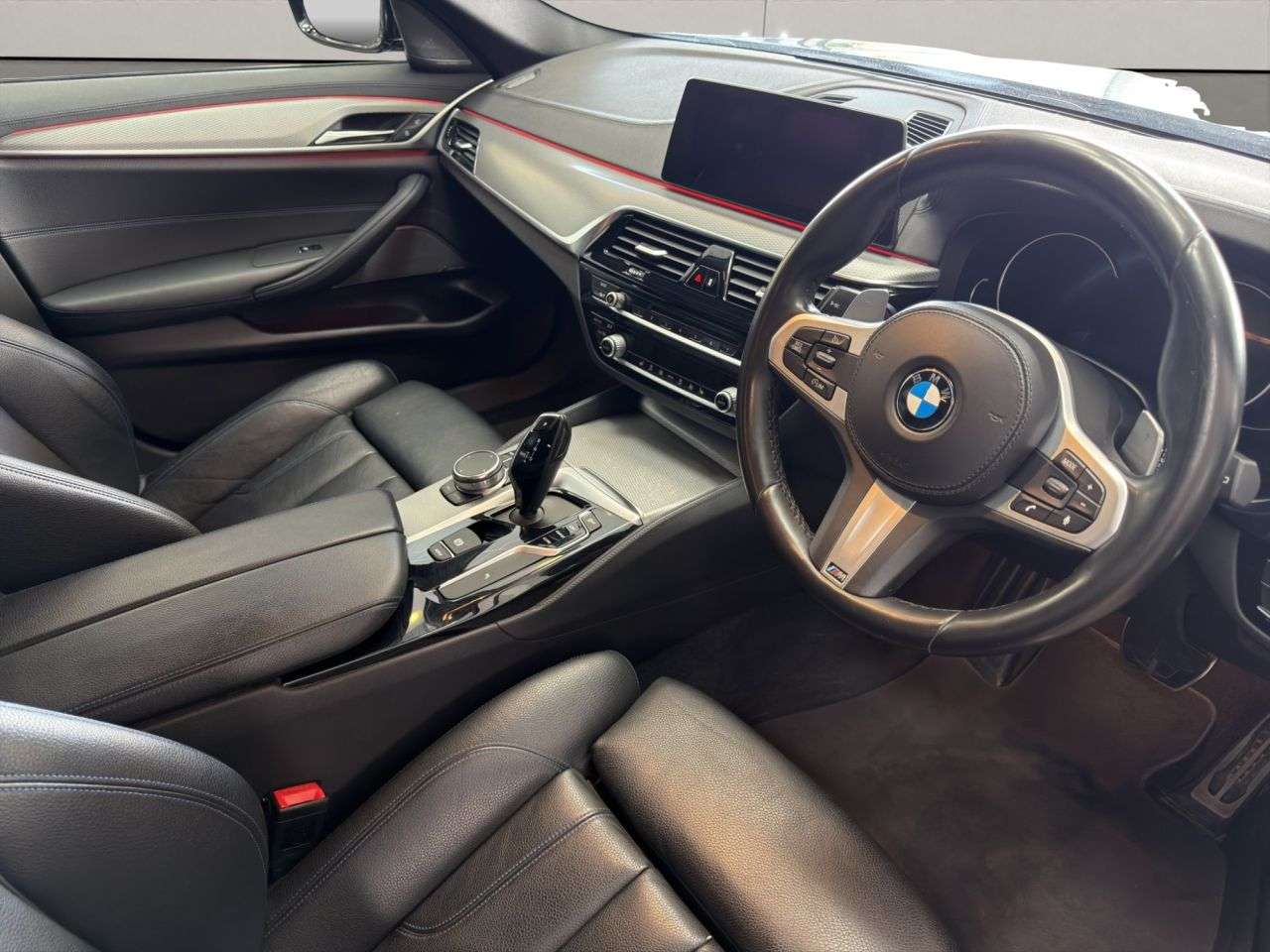 2018 BMW 5 SERIES 2018 BMW 5 SERIES