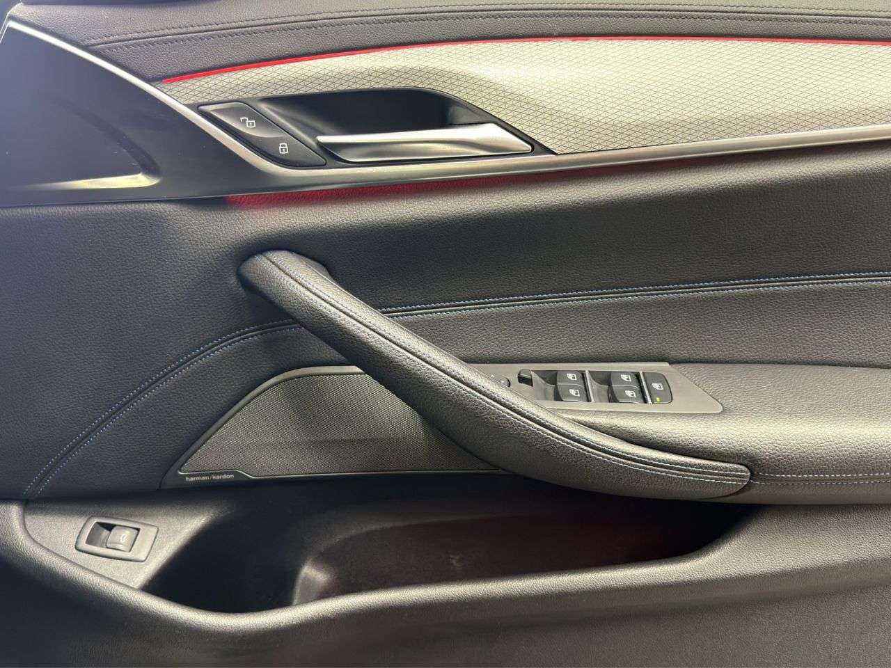 2018 BMW 5 SERIES 2018 BMW 5 SERIES