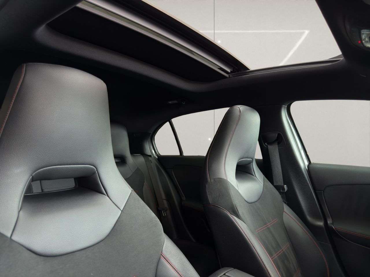 2018 MERCEDES-BENZ A CLASS 2018 MERCEDES-BENZ A CLASS