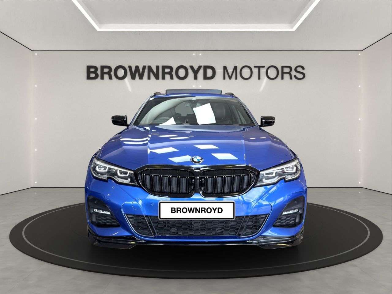 A 2020 BMW 3 SERIES 2.0 320d M Sport Touring 5dr Diesel Auto Euro 6 (s/s) (190 ps) A 2020 BMW 3 SERIES 2.0 320d M Sport Touring 5dr Diesel Auto Euro 6 (s/s) (190 ps)