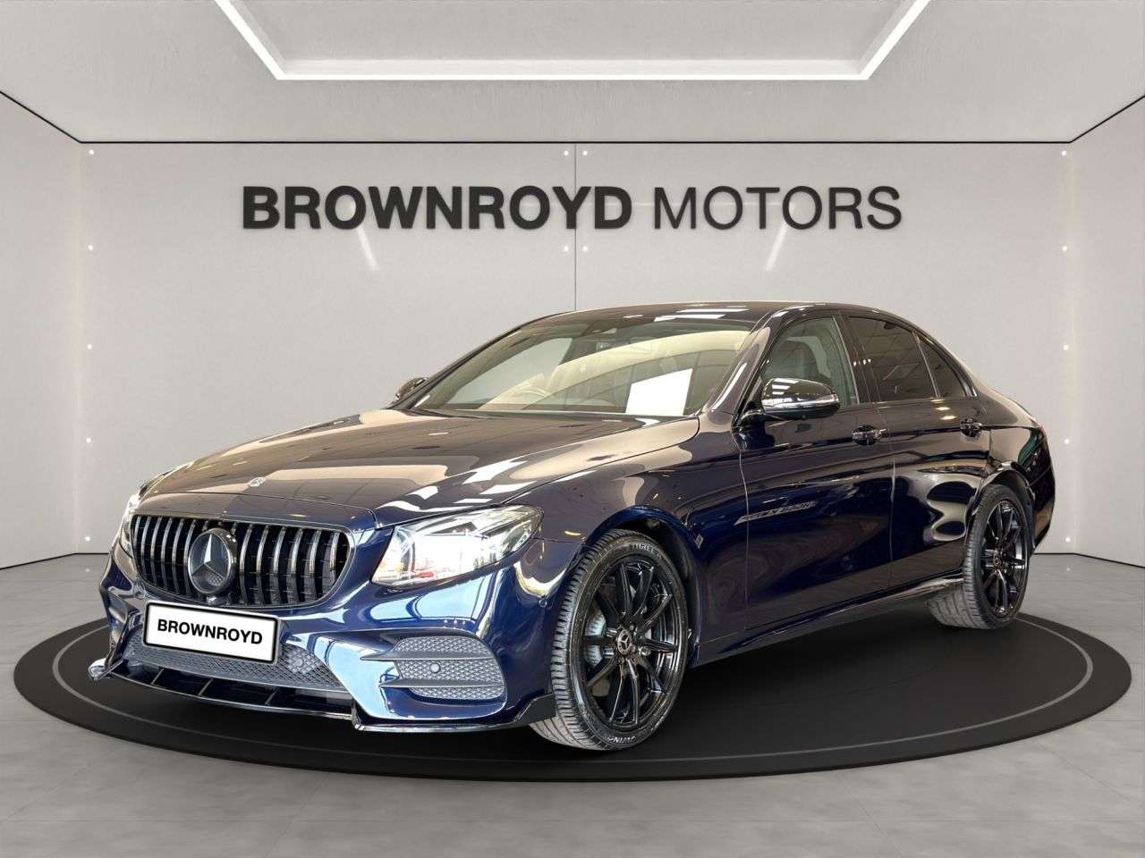 A 2019 MERCEDES-BENZ E CLASS 2.0 E220d AMG Line Edition (Premium) Saloon 4dr Diesel G-Tronic+ Euro 6 (s/ A 2019 MERCEDES-BENZ E CLASS 2.0 E220d AMG Line Edition (Premium) Saloon 4dr Diesel G-Tronic+ Euro 6 (s/