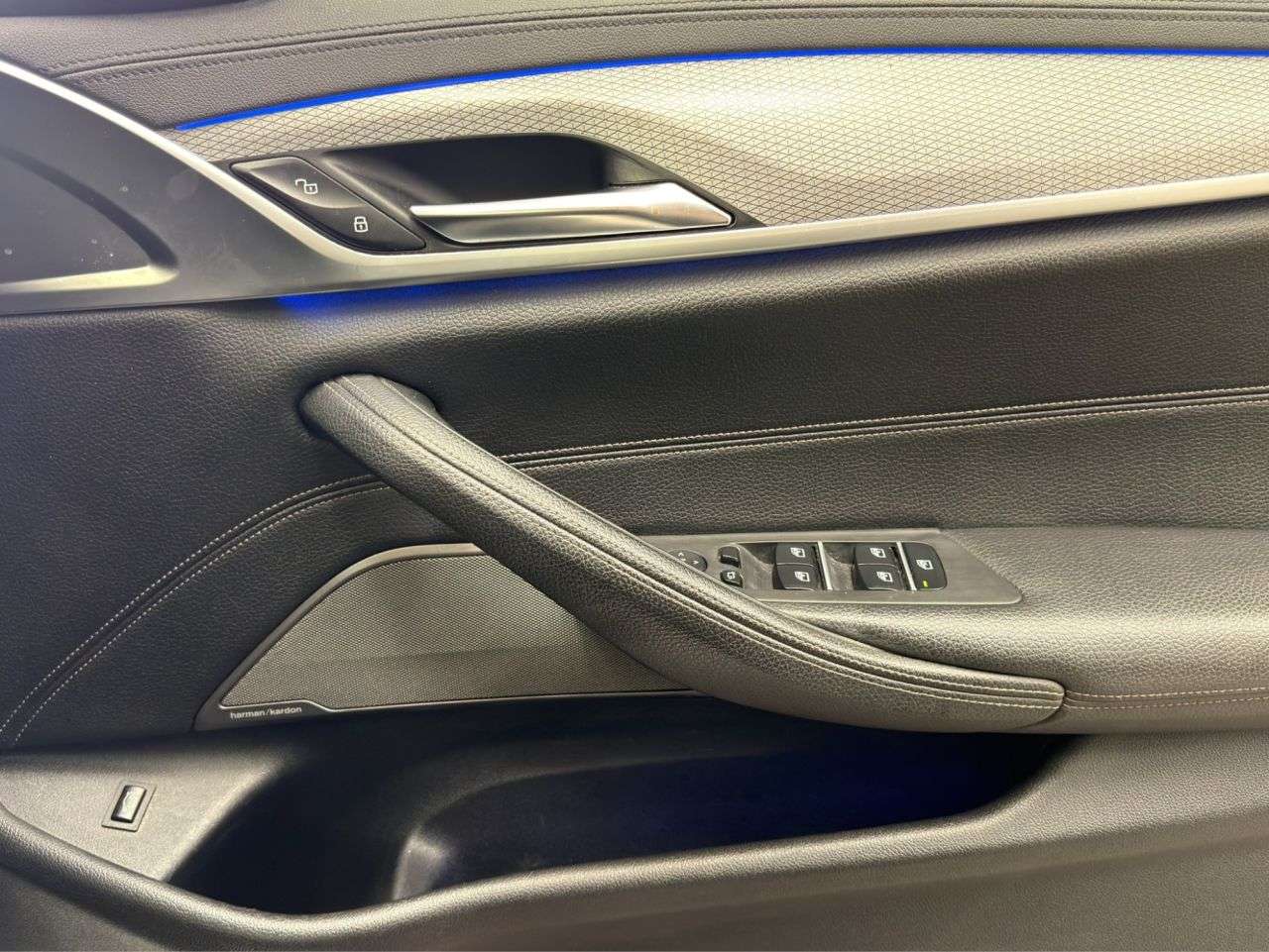2019 BMW 5 SERIES 2019 BMW 5 SERIES