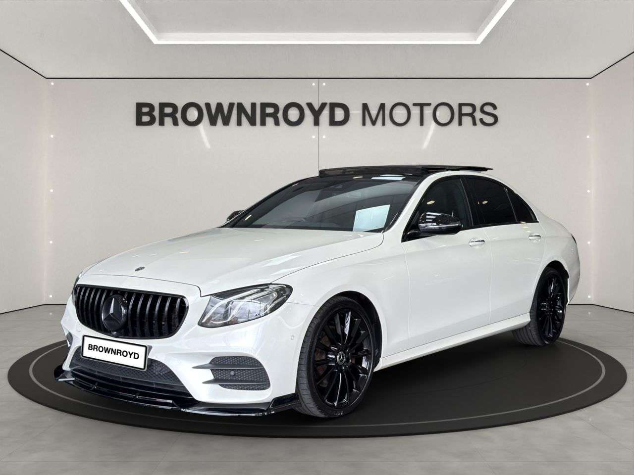 A 2018 MERCEDES-BENZ E CLASS 2.0 E220d AMG Line (Premium) Saloon 4dr Diesel G-Tronic+ Euro 6 (s/s) (194 A 2018 MERCEDES-BENZ E CLASS 2.0 E220d AMG Line (Premium) Saloon 4dr Diesel G-Tronic+ Euro 6 (s/s) (194