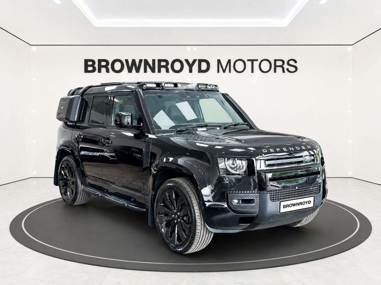 A 2022 LAND ROVER DEFENDER X-DYNAMIC SE A 2022 LAND ROVER DEFENDER X-DYNAMIC SE