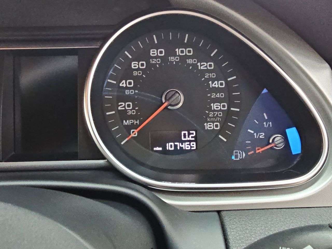 2015 AUDI Q7 2015 AUDI Q7