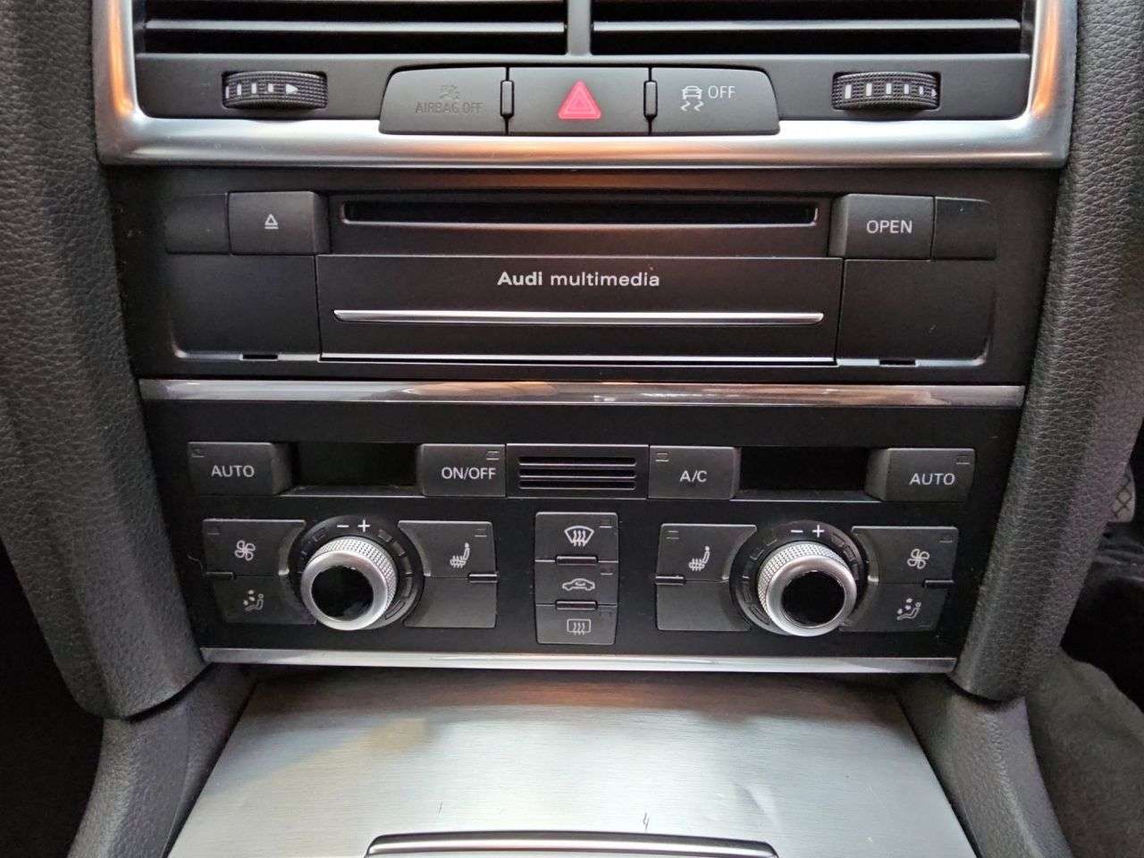 2015 AUDI Q7 2015 AUDI Q7
