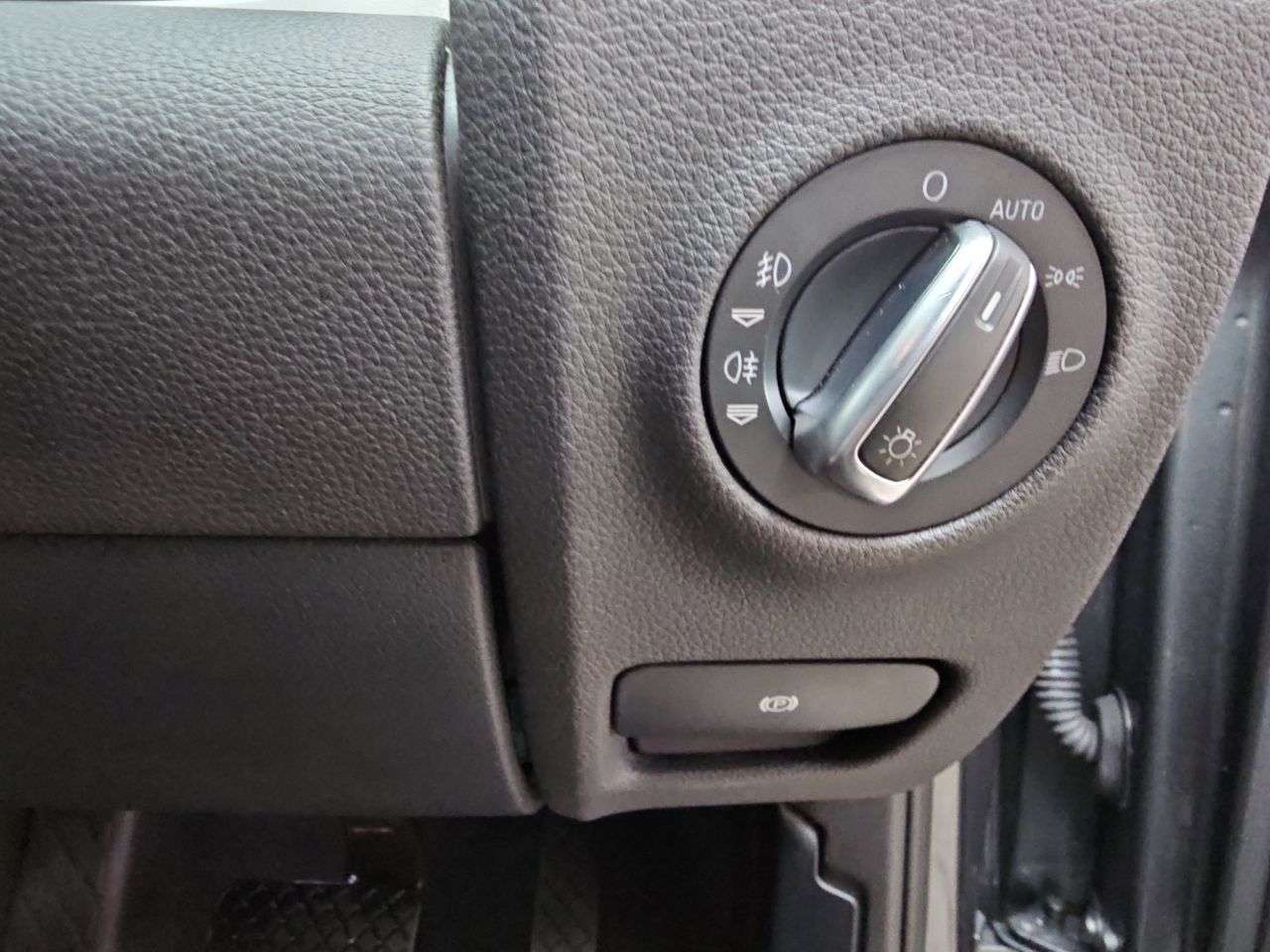 2015 AUDI Q7 2015 AUDI Q7