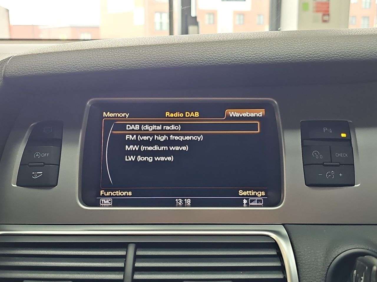 2015 AUDI Q7 2015 AUDI Q7