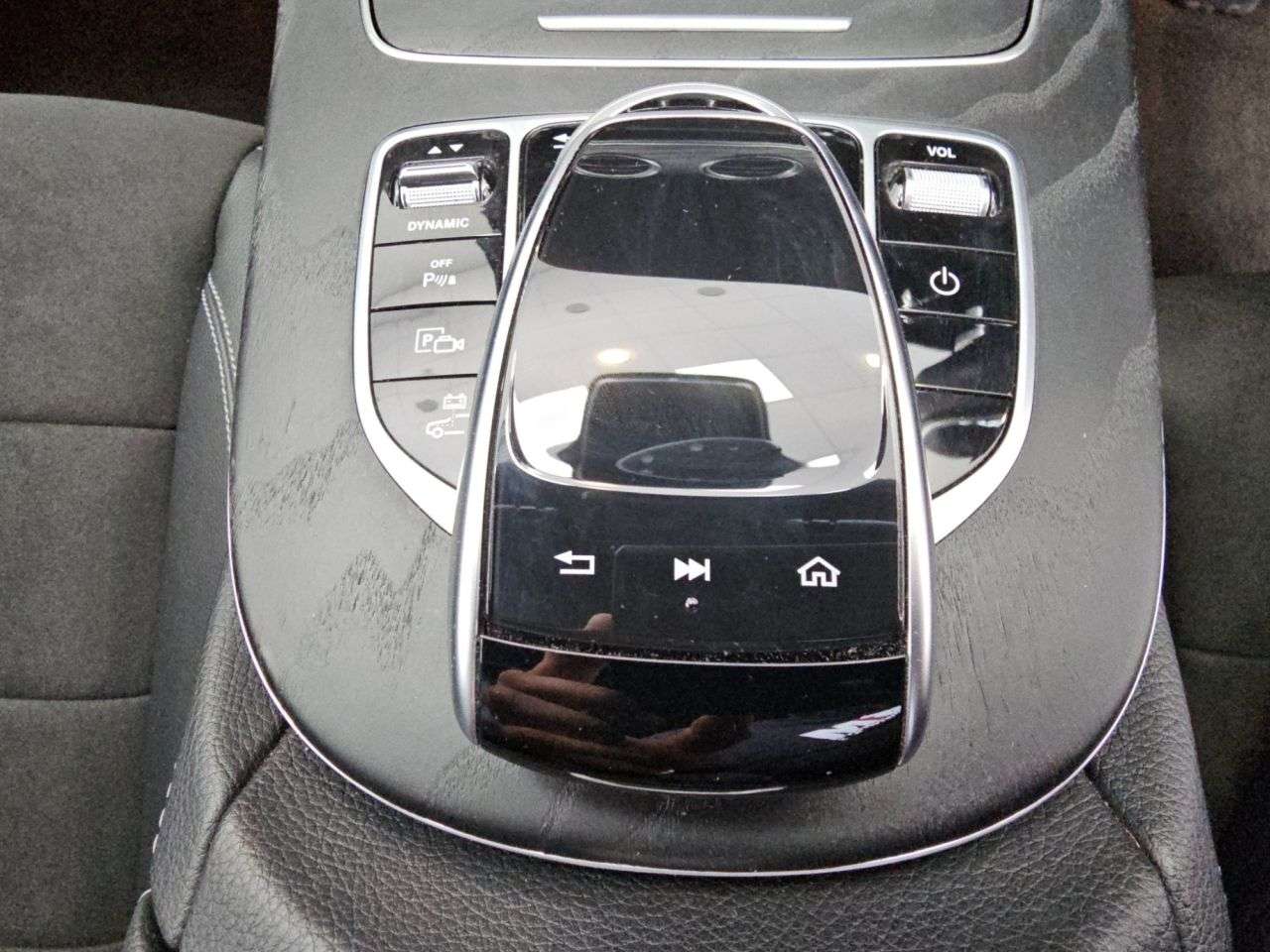 2019 MERCEDES-BENZ E CLASS 2019 MERCEDES-BENZ E CLASS