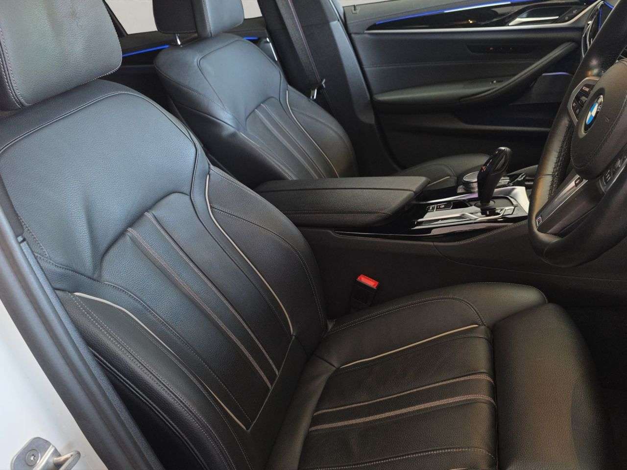 2020 BMW 5 SERIES 2020 BMW 5 SERIES