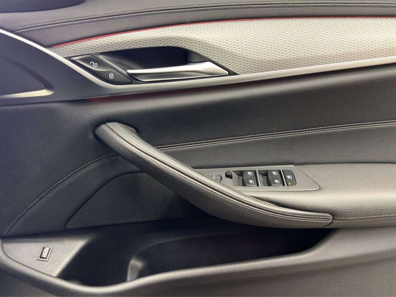 2019 BMW 5 SERIES 2019 BMW 5 SERIES