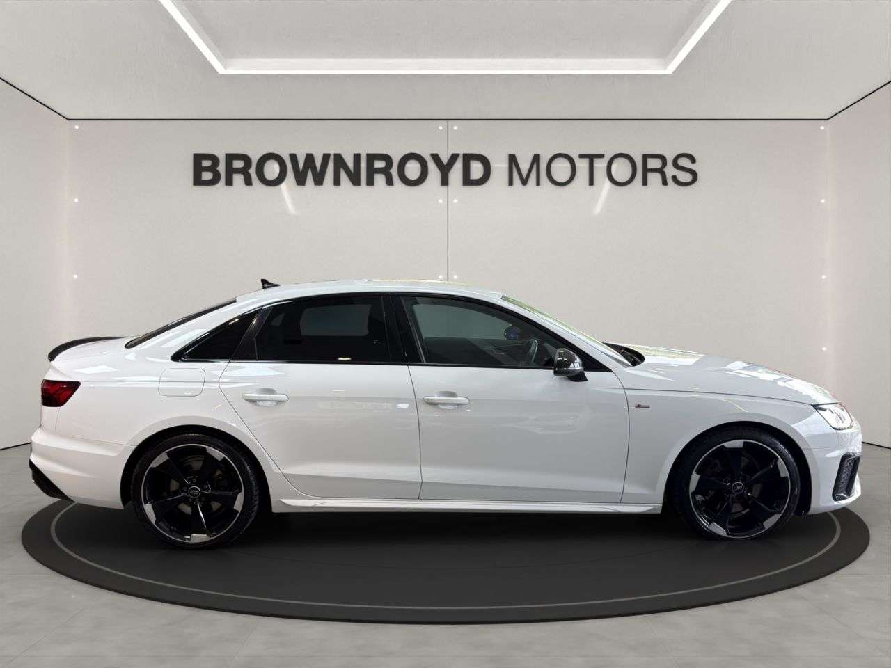 2021 AUDI A4 2021 AUDI A4