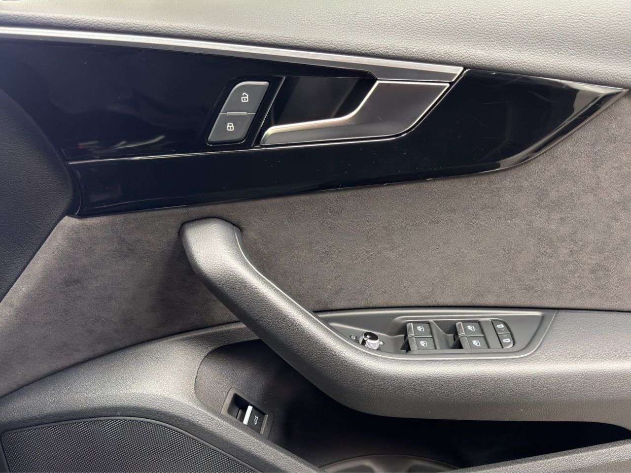 2021 AUDI A4 2021 AUDI A4