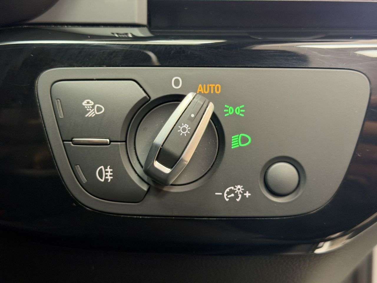 2021 AUDI A4 2021 AUDI A4