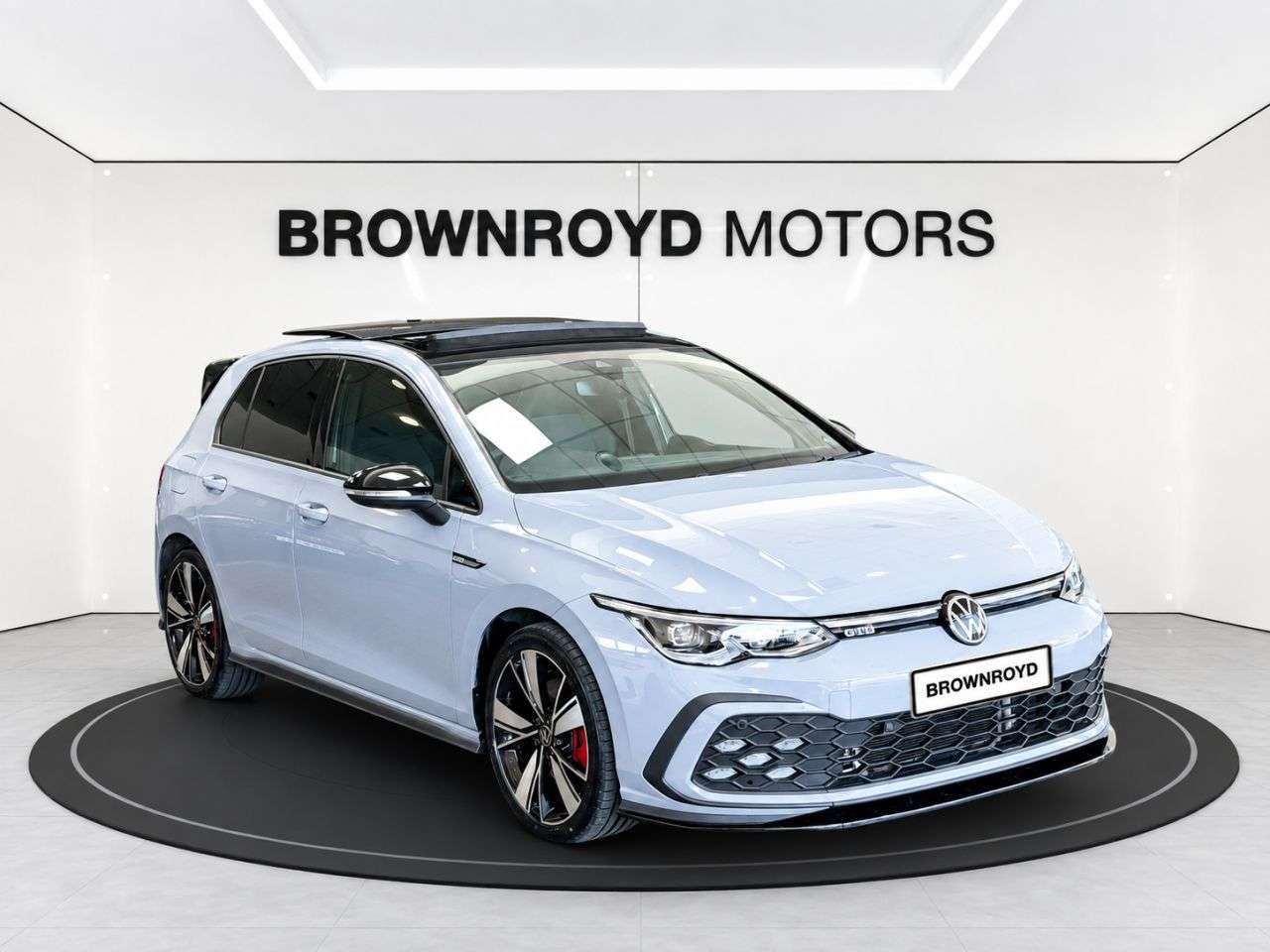 A 2022 VOLKSWAGEN GOLF 2.0 TDI GTD Hatchback 5dr Diesel DSG Euro 6 (s/s) (200 ps) A 2022 VOLKSWAGEN GOLF 2.0 TDI GTD Hatchback 5dr Diesel DSG Euro 6 (s/s) (200 ps)