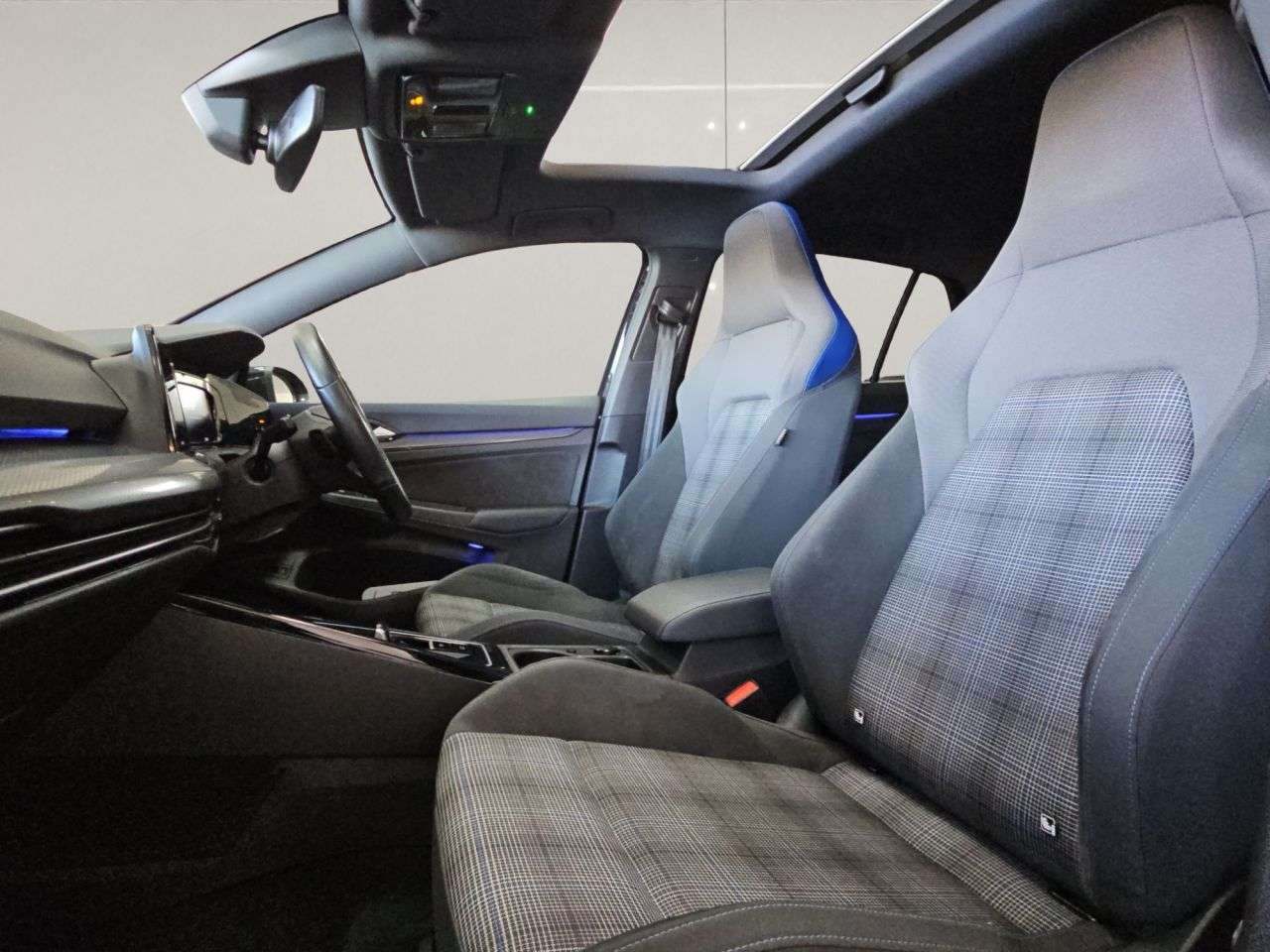 A 2023 VOLKSWAGEN GOLF 1.4 TSI 13kWh GTE Hatchback 5dr Petrol Plug-in Hybrid DSG Euro 6 (s/s) (245 A 2023 VOLKSWAGEN GOLF 1.4 TSI 13kWh GTE Hatchback 5dr Petrol Plug-in Hybrid DSG Euro 6 (s/s) (245