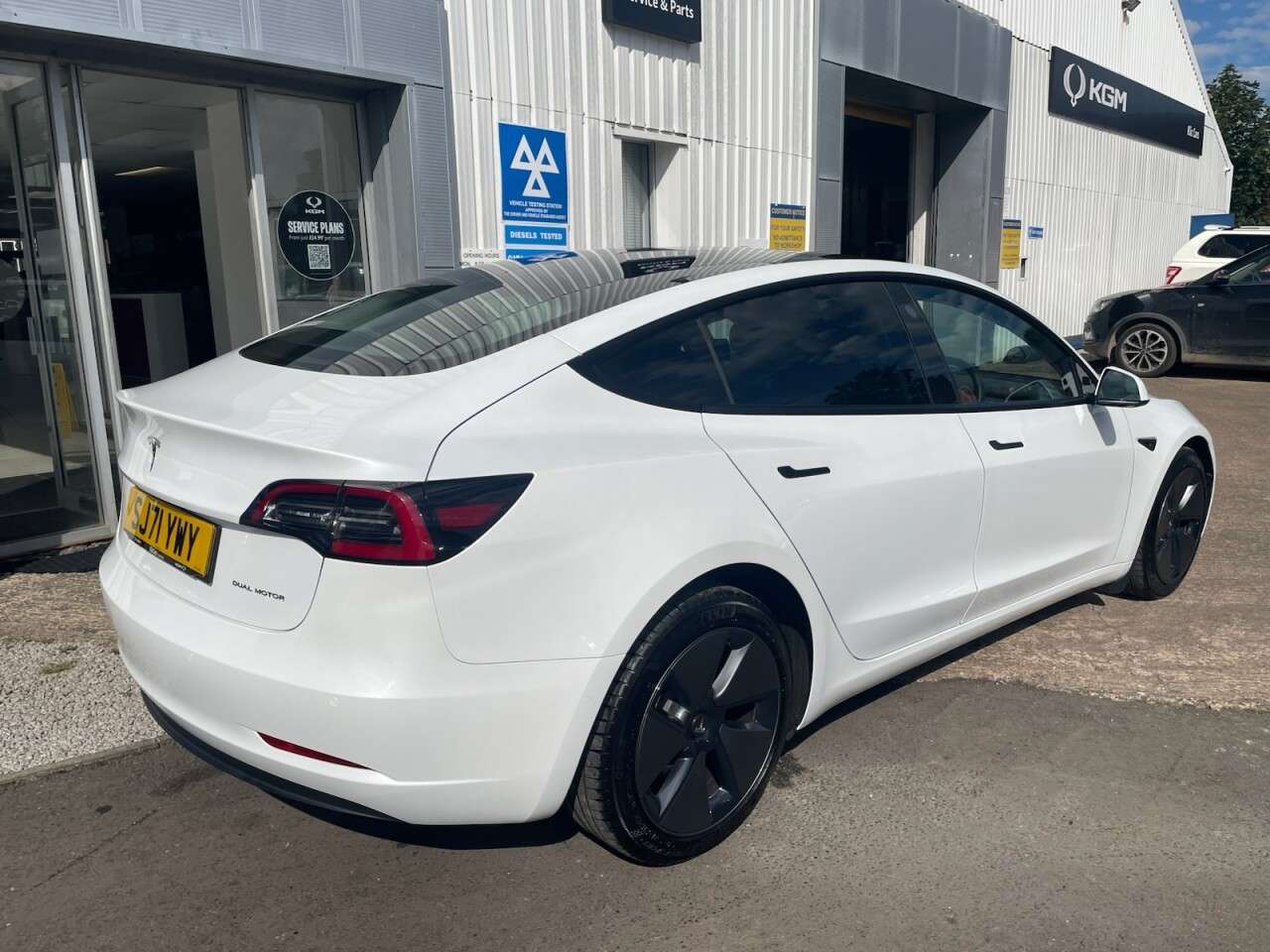 2021 TESLA MODEL 3 2021 TESLA MODEL 3