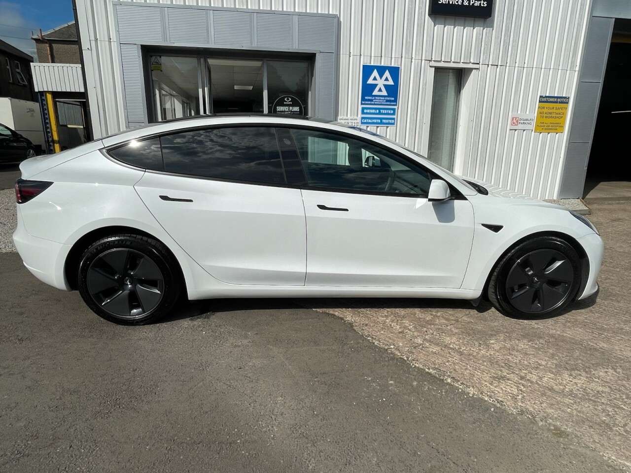 2021 TESLA MODEL 3 2021 TESLA MODEL 3