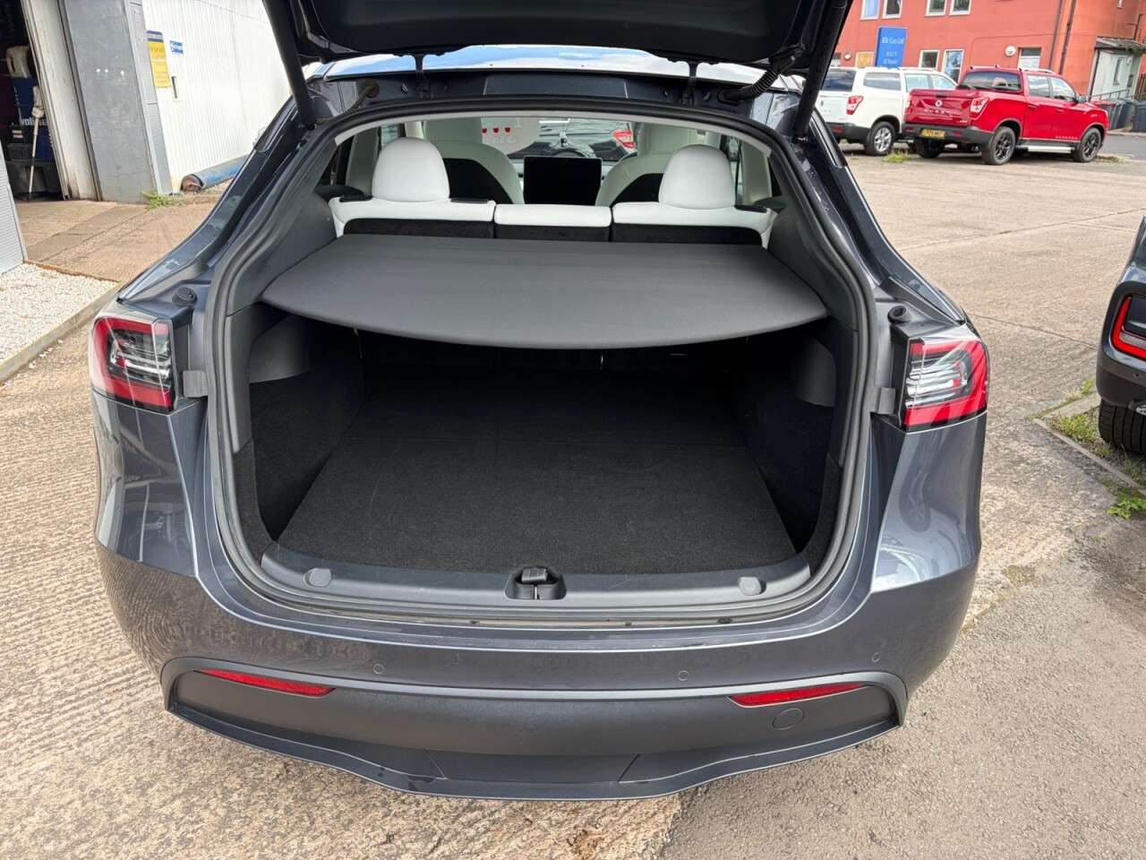 2022 TESLA MODEL Y 2022 TESLA MODEL Y