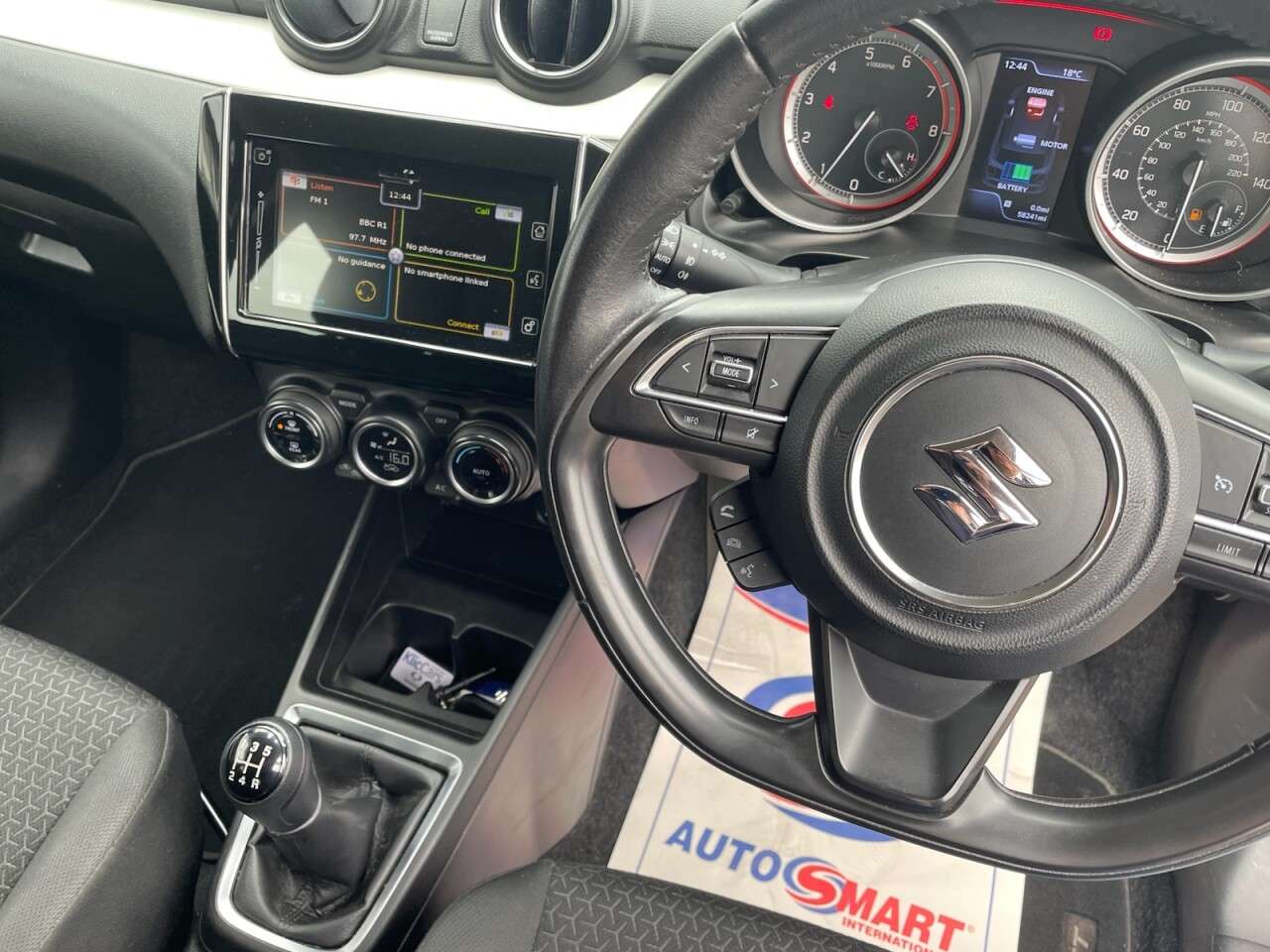 2017 SUZUKI SWIFT 2017 SUZUKI SWIFT