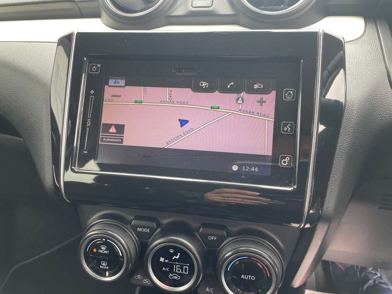 2017 SUZUKI SWIFT 2017 SUZUKI SWIFT