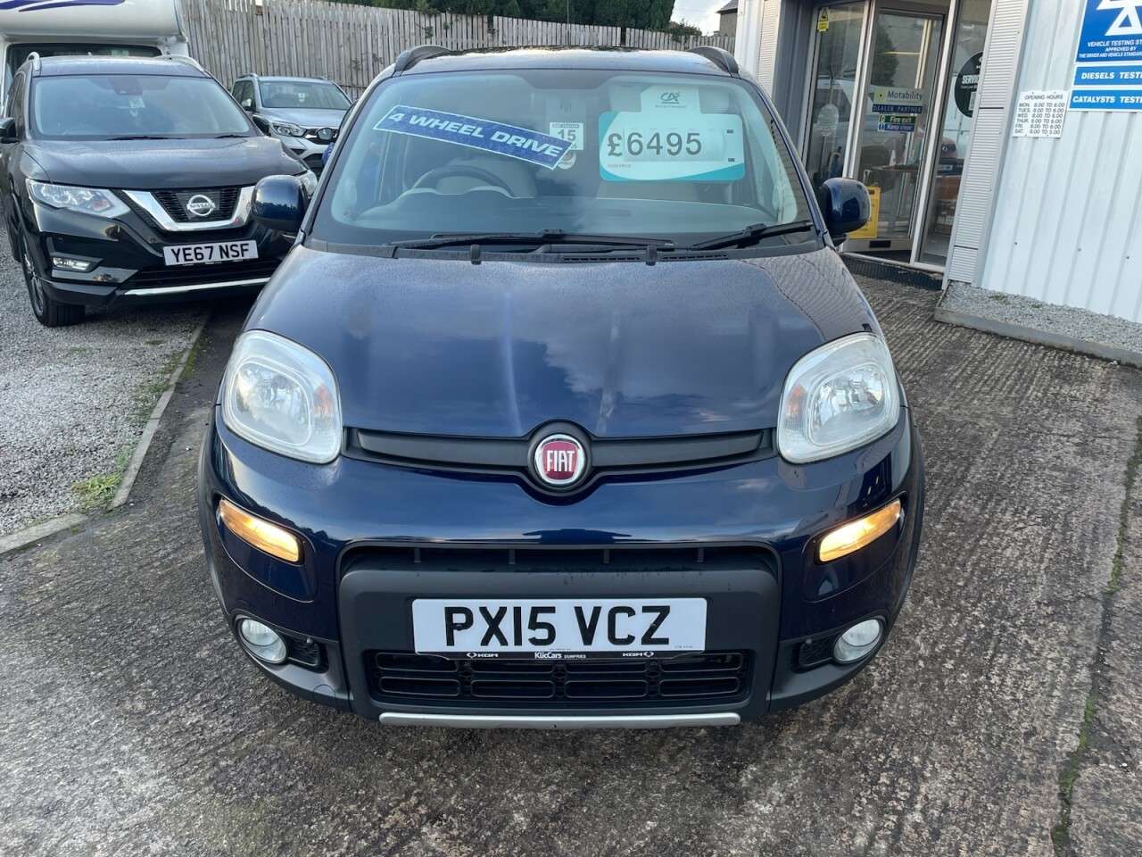 A 2015 FIAT PANDA 0.9 TwinAir 4x4 Hatchback 5dr Petrol Manual Euro 6 (s/s) (85 bhp) A 2015 FIAT PANDA 0.9 TwinAir 4x4 Hatchback 5dr Petrol Manual Euro 6 (s/s) (85 bhp)