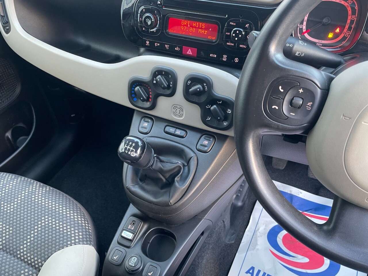 2015 FIAT PANDA 2015 FIAT PANDA