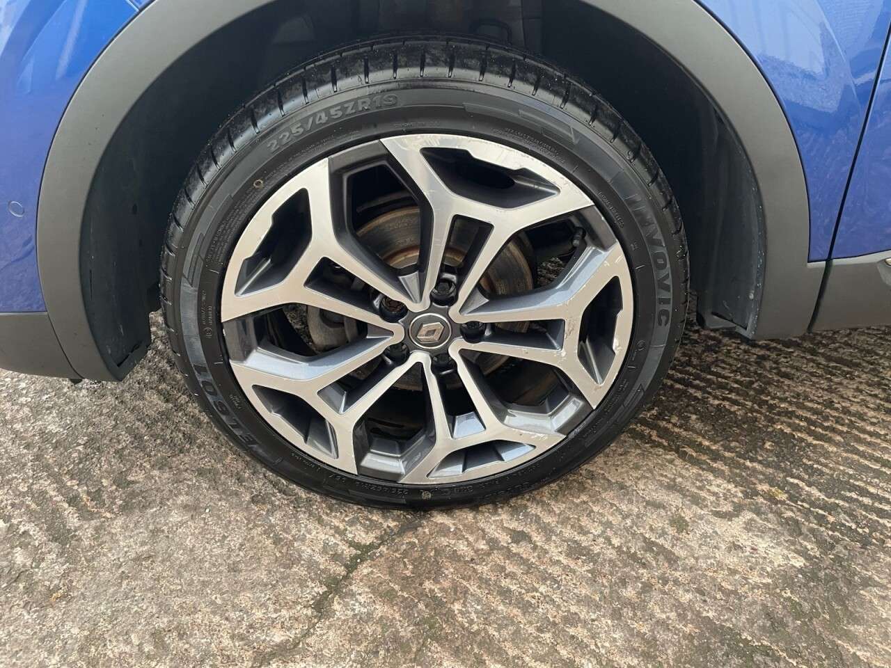 A 2019 RENAULT KADJAR 1.3 TCe GT Line SUV 5dr Petrol Manual Euro 6 (s/s) (140 ps) A 2019 RENAULT KADJAR 1.3 TCe GT Line SUV 5dr Petrol Manual Euro 6 (s/s) (140 ps)