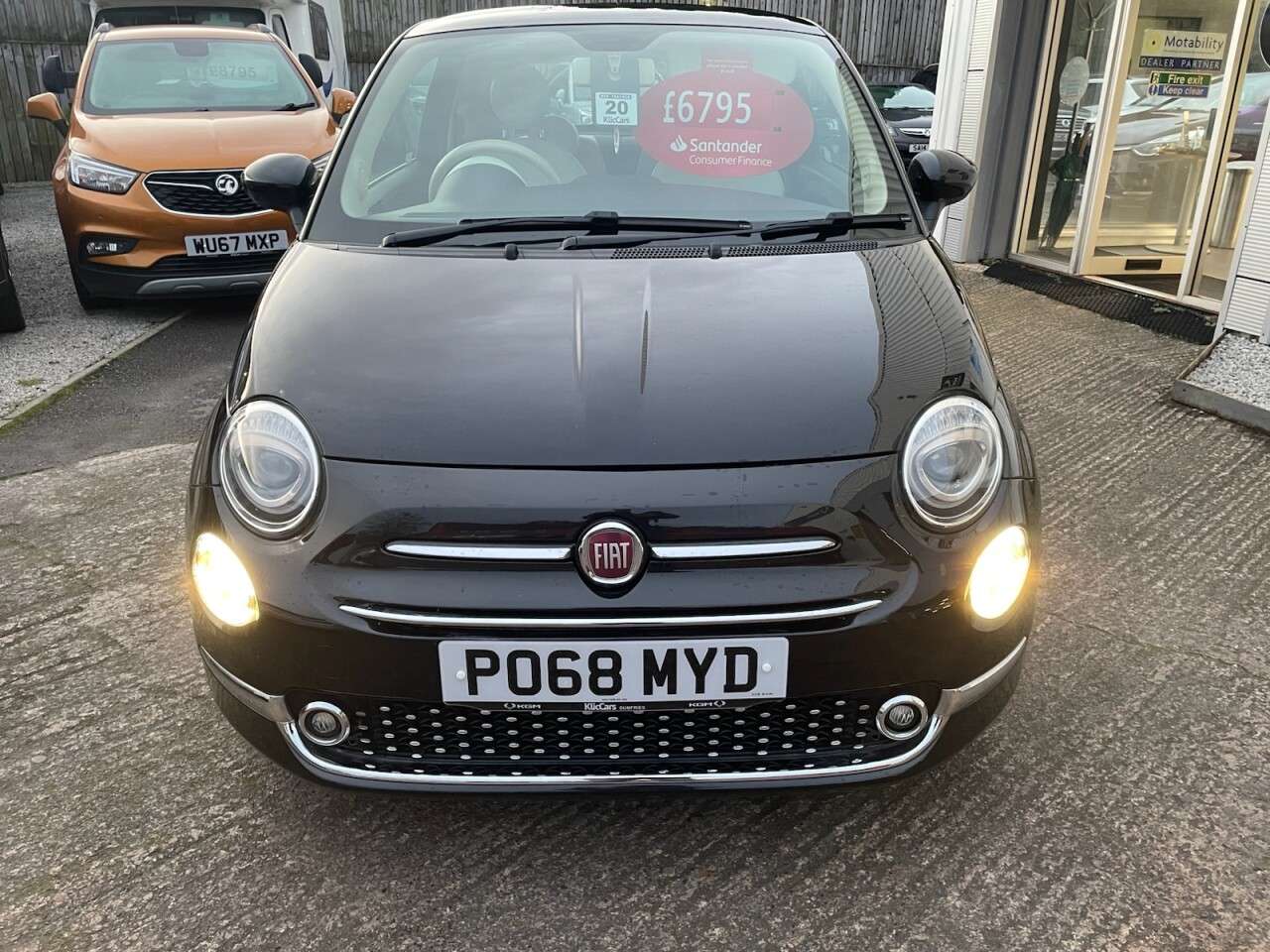 2018 FIAT 500 2018 FIAT 500