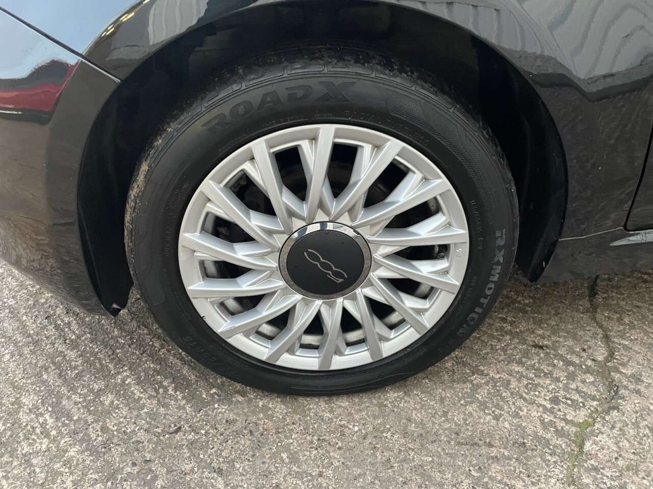 2018 FIAT 500 2018 FIAT 500