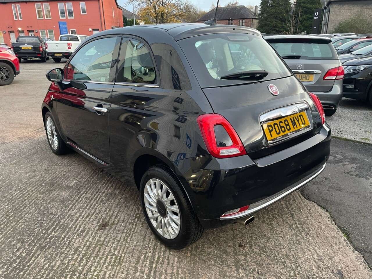 2018 FIAT 500 2018 FIAT 500