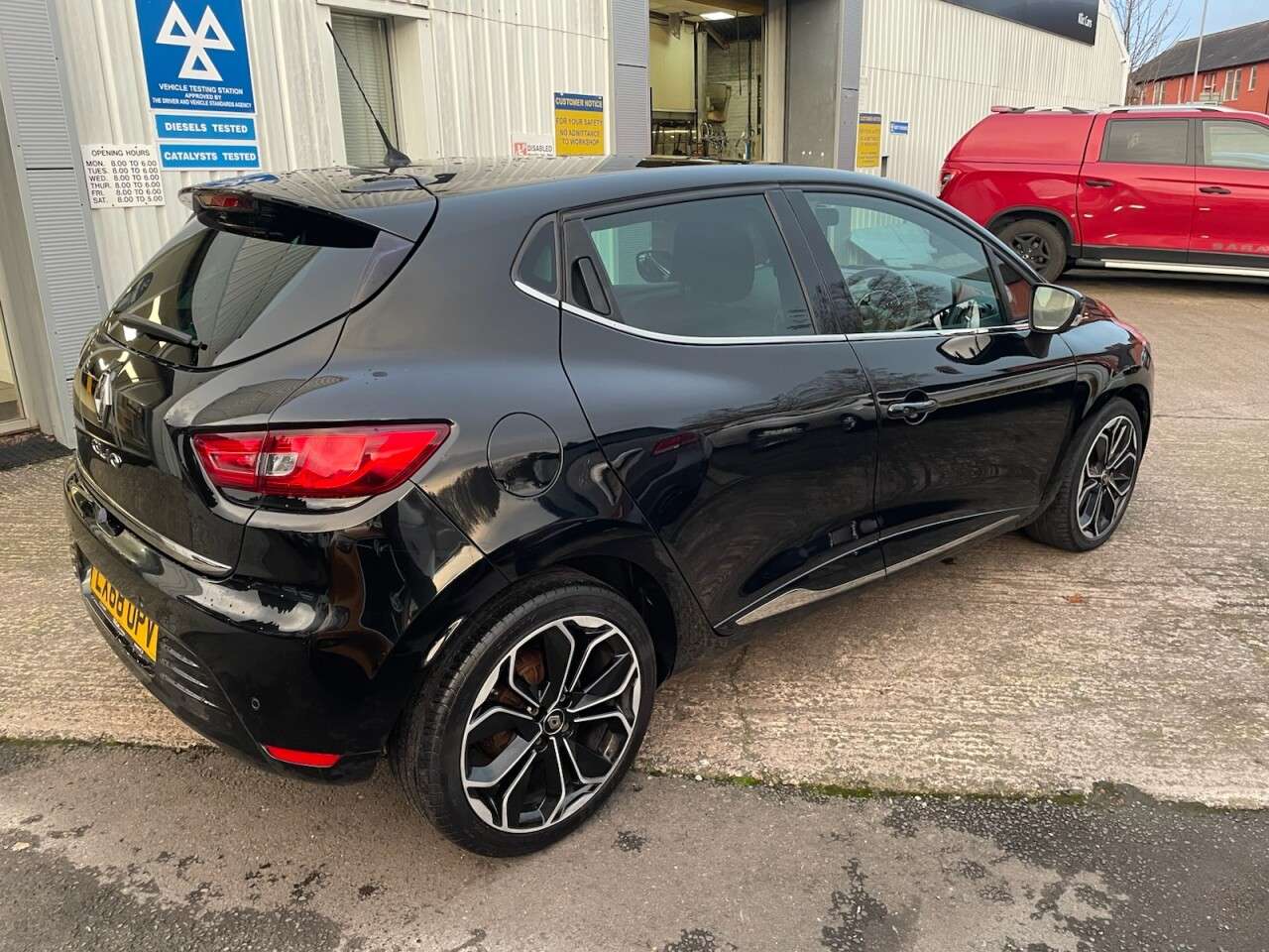 2018 RENAULT CLIO 2018 RENAULT CLIO