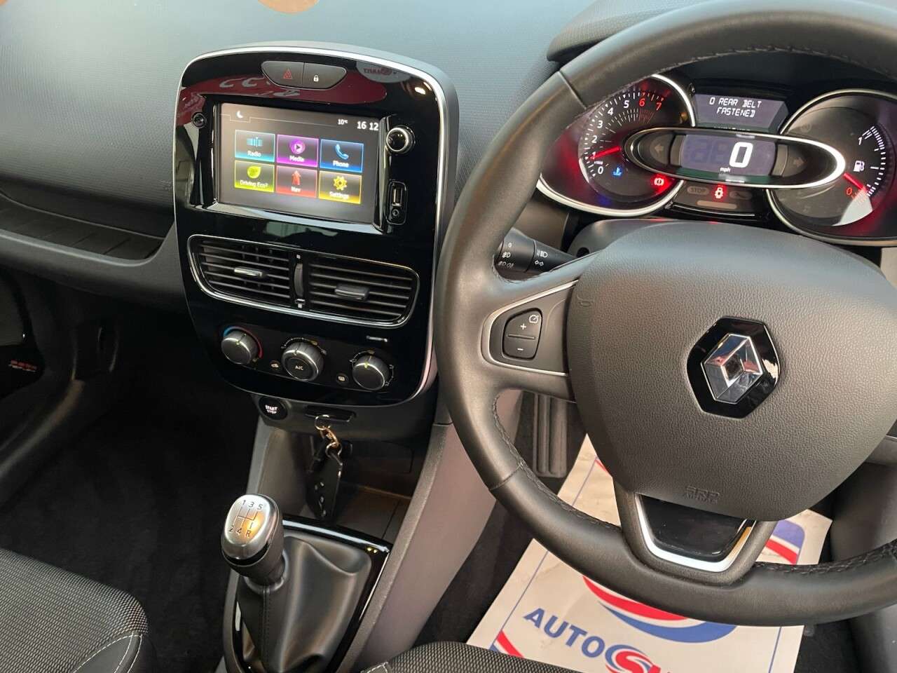 2018 RENAULT CLIO 2018 RENAULT CLIO