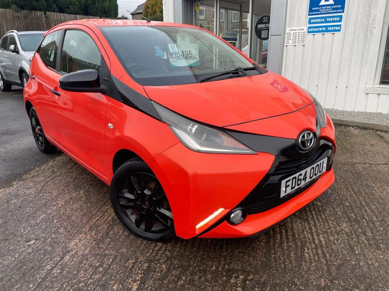 A 2014 TOYOTA AYGO 1.0 VVT-i x-cite Hatchback 5dr Petrol Manual Euro 5 Euro 5 (68 ps) A 2014 TOYOTA AYGO 1.0 VVT-i x-cite Hatchback 5dr Petrol Manual Euro 5 Euro 5 (68 ps)