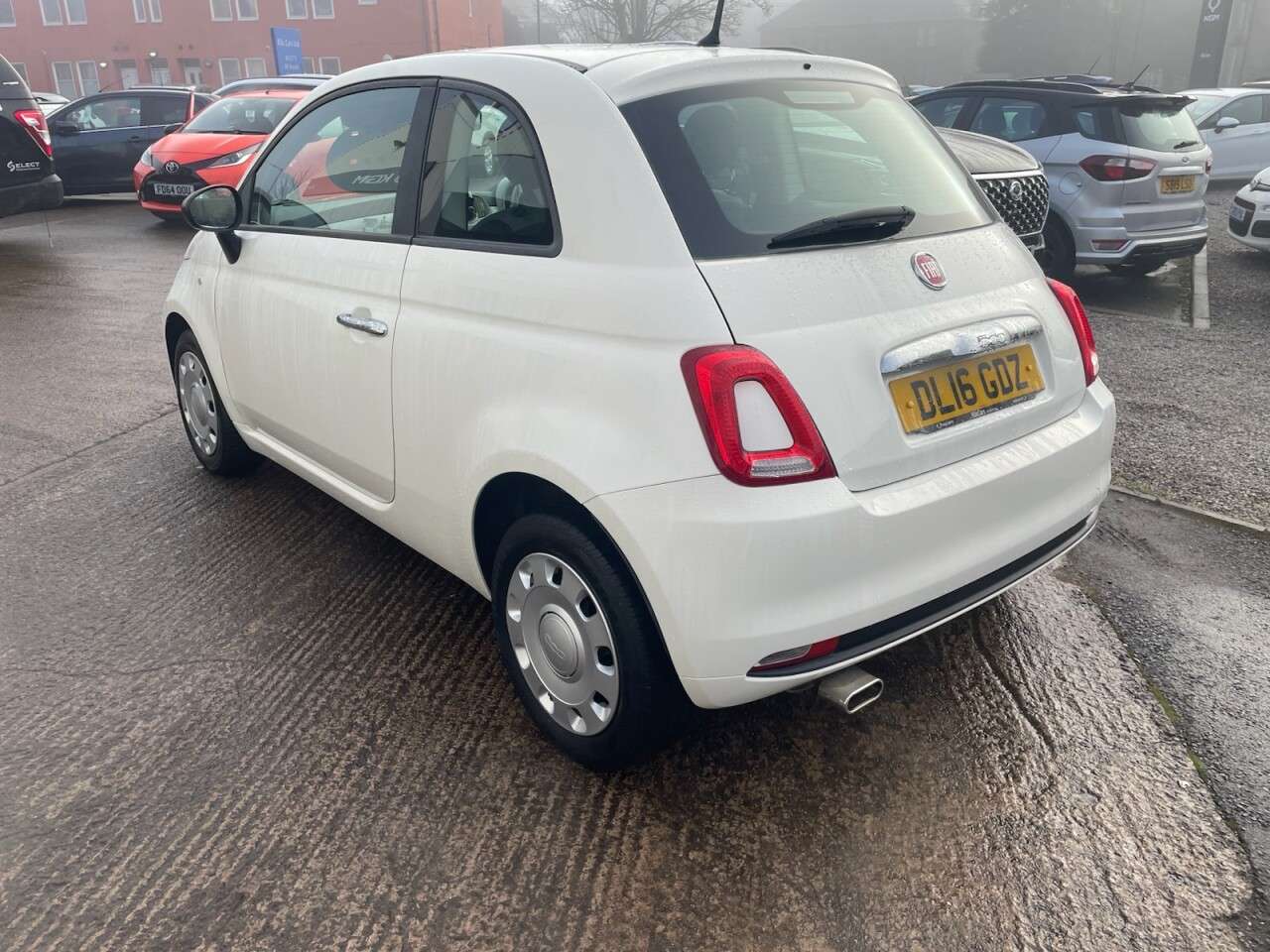 2016 FIAT 500 2016 FIAT 500