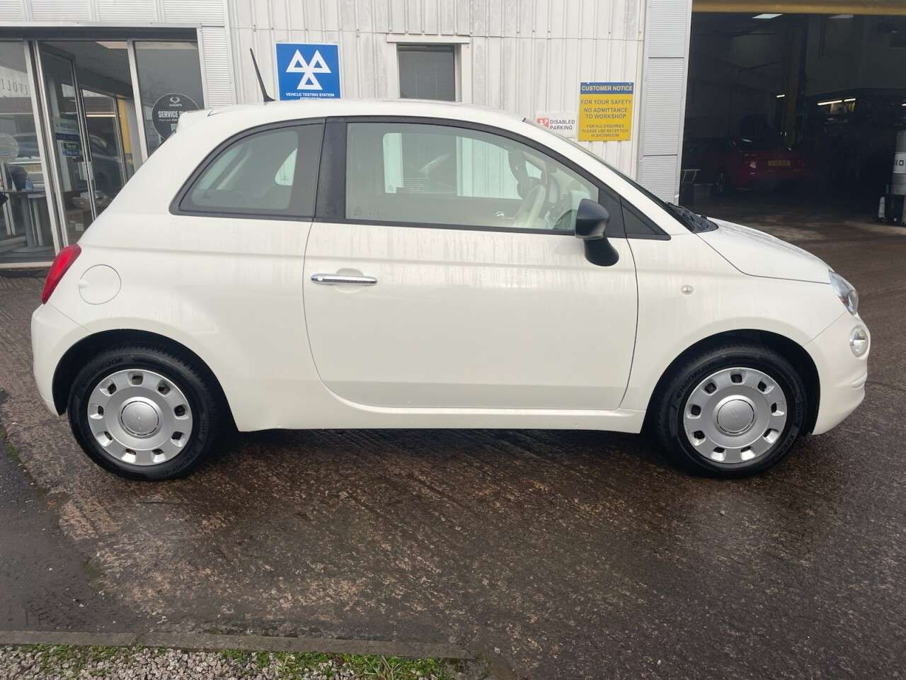 2016 FIAT 500 2016 FIAT 500