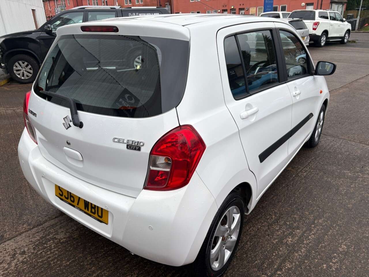 A 2017 SUZUKI CELERIO 1.0 City Hatchback 5dr Petrol Manual Euro 6 (68 ps) A 2017 SUZUKI CELERIO 1.0 City Hatchback 5dr Petrol Manual Euro 6 (68 ps)