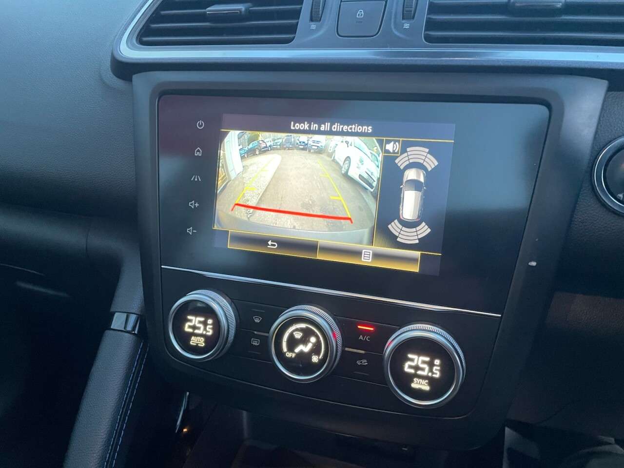 2019 RENAULT KADJAR 2019 RENAULT KADJAR