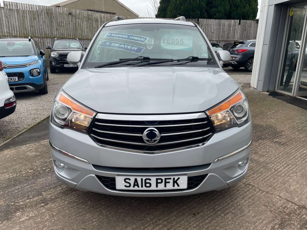 A 2016 SSANGYONG TURISMO 2.2D ELX MPV 5dr Diesel T-Tronic 4WD Selectable Euro 6 (178 ps) A 2016 SSANGYONG TURISMO 2.2D ELX MPV 5dr Diesel T-Tronic 4WD Selectable Euro 6 (178 ps)