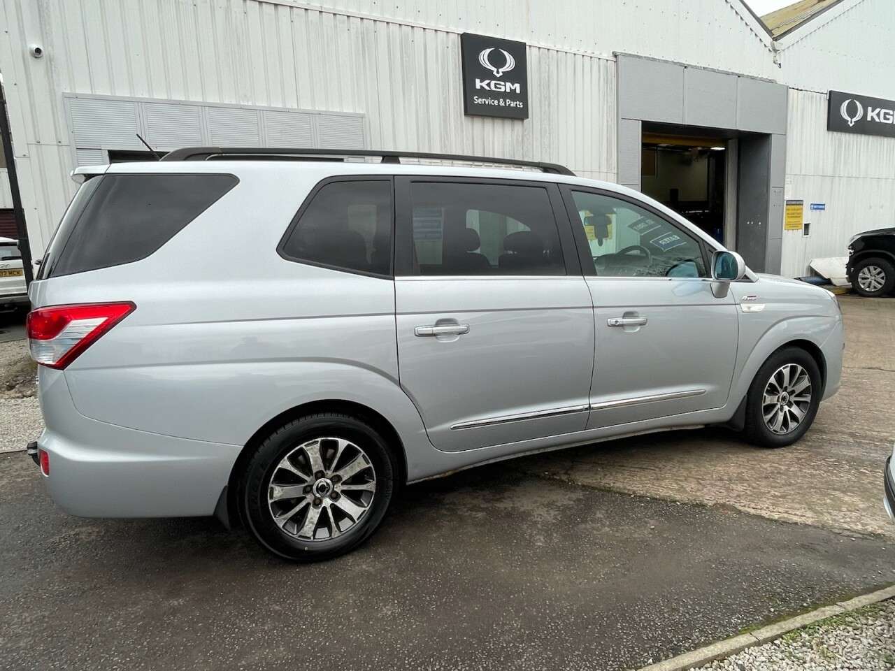 2016 SSANGYONG TURISMO 2016 SSANGYONG TURISMO