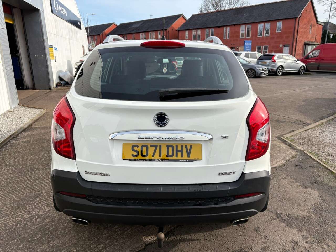 A 2021 SSANGYONG KORANDO 2.2D SE SUV 5dr Diesel Manual Euro 6 (178 ps) A 2021 SSANGYONG KORANDO 2.2D SE SUV 5dr Diesel Manual Euro 6 (178 ps)