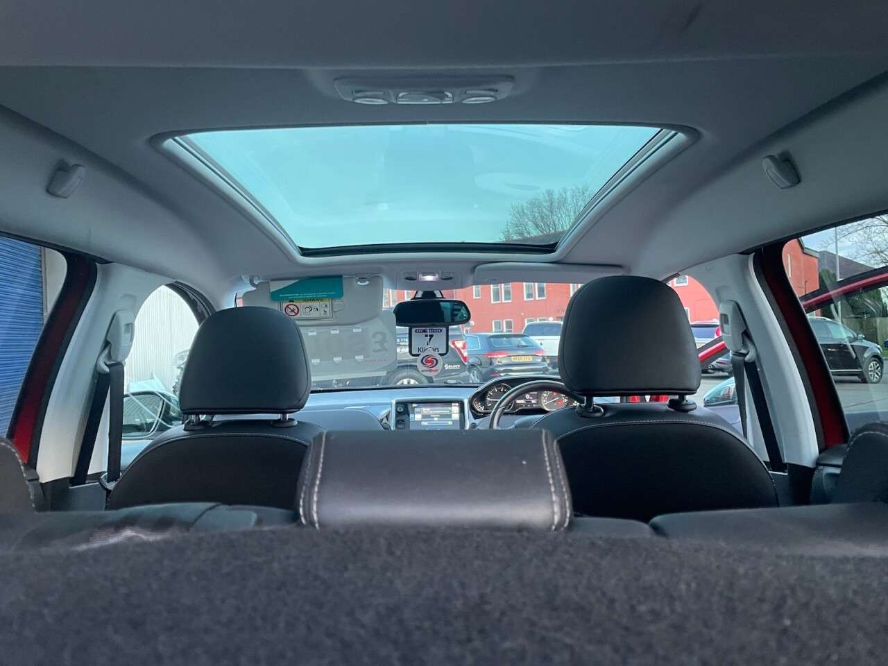 2016 PEUGEOT 2008 2016 PEUGEOT 2008