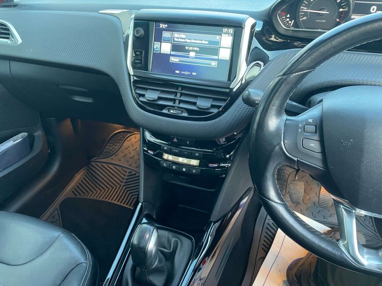 2016 PEUGEOT 2008 2016 PEUGEOT 2008