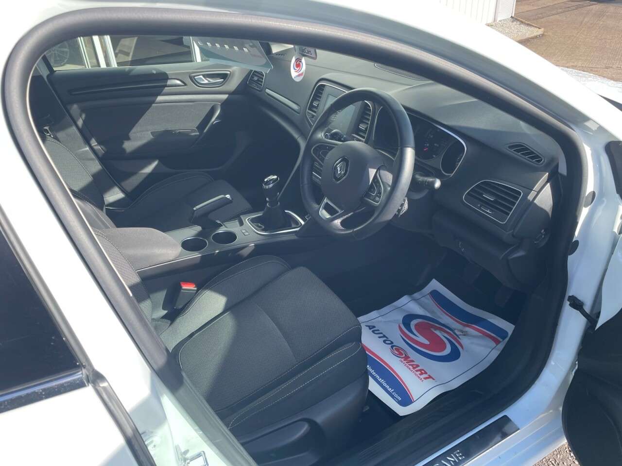 2019 RENAULT MEGANE 2019 RENAULT MEGANE