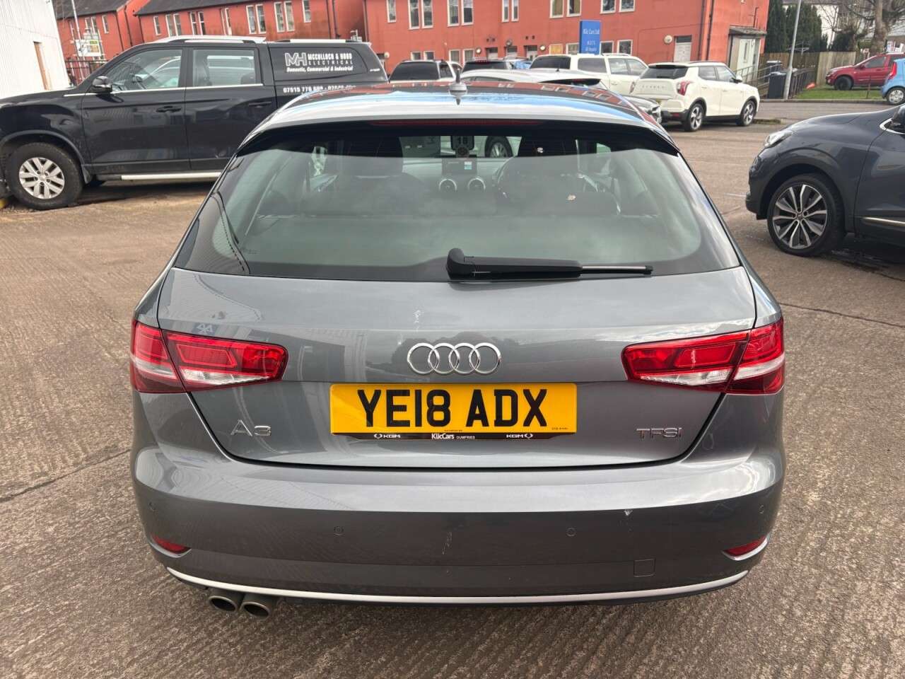 A 2018 AUDI A3 1.5 TFSI CoD Sport Hatchback 3dr Petrol Manual Euro 6 (s/s) (150 ps) A 2018 AUDI A3 1.5 TFSI CoD Sport Hatchback 3dr Petrol Manual Euro 6 (s/s) (150 ps)