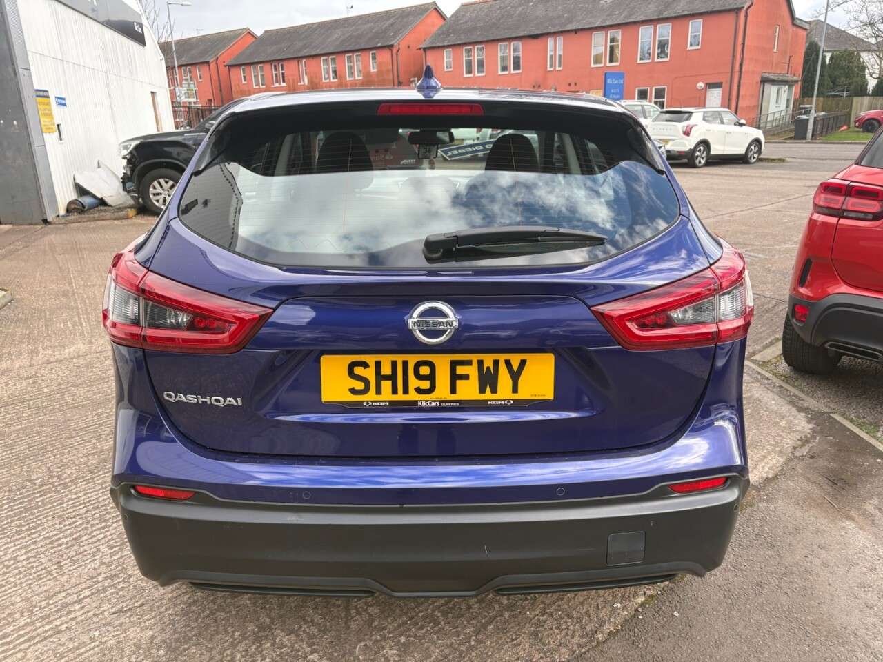 A 2019 NISSAN QASHQAI 1.5 dCi Acenta Premium SUV 5dr Diesel Manual Euro 6 (s/s) (115 ps) A 2019 NISSAN QASHQAI 1.5 dCi Acenta Premium SUV 5dr Diesel Manual Euro 6 (s/s) (115 ps)