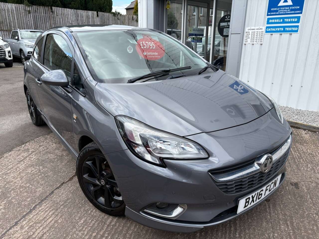 A 2016 VAUXHALL CORSA 1.4i ecoFLEX SRi Hatchback 3dr Petrol Manual Euro 6 (90 ps) A 2016 VAUXHALL CORSA 1.4i ecoFLEX SRi Hatchback 3dr Petrol Manual Euro 6 (90 ps)